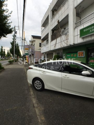 【駐車場】 | 味楽留ビル | 駐車場があります