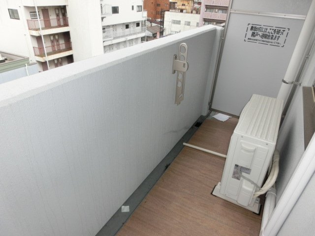 レイワニティプレイスのバルコニー