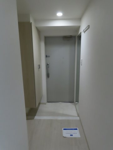 レイワニティプレイスの玄関