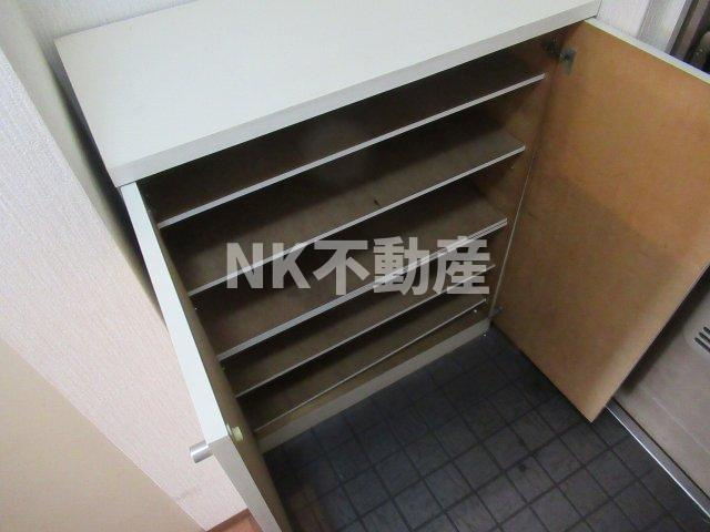 【玄関】 | コーポおくだ（八戸ノ里賃貸） | シューズボックスです