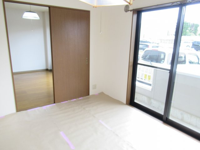 晃七第二マンションの和室