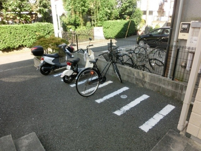 【その他共用部分】 | アークハイツ横浜 | アークハイツ横浜　駐輪場