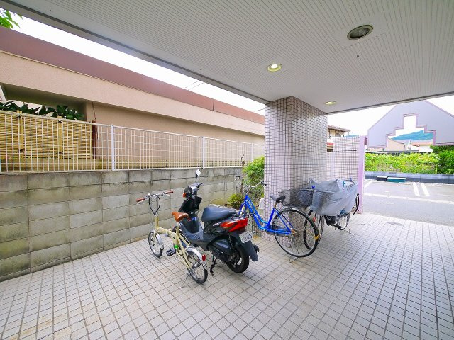 シティパレス佐保川Ｐ１のその他共用部分|駐輪場があります
