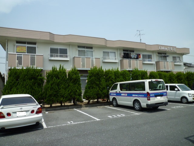倉敷市八王寺町のアパートの外観