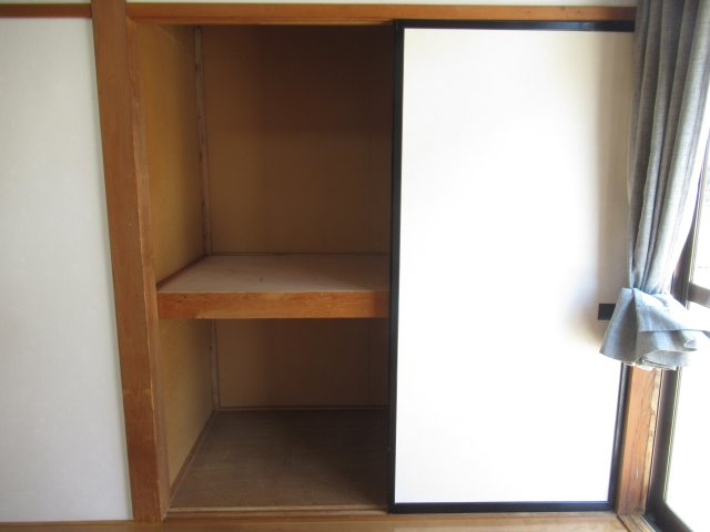 四ツ掘ハイツの収納