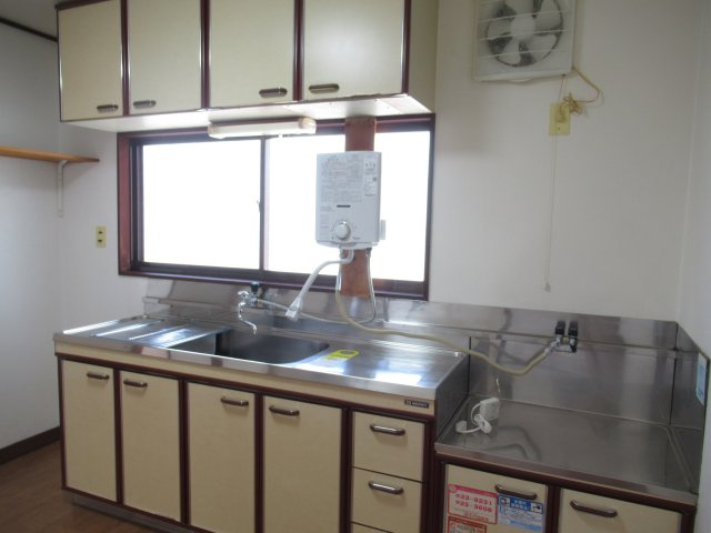 四ツ掘ハイツのキッチン