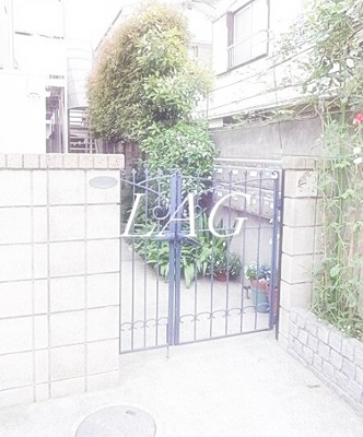 【エントランス】 | ロッシュ  | エントランスです。