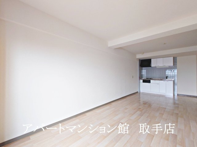 リバーサイドヒルズの居間・リビング