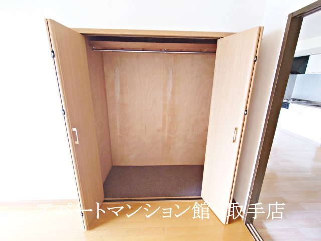 リバーサイドヒルズの居間・リビング