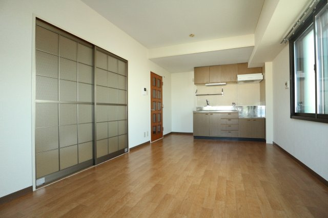 エスポワール森友の居間・リビング