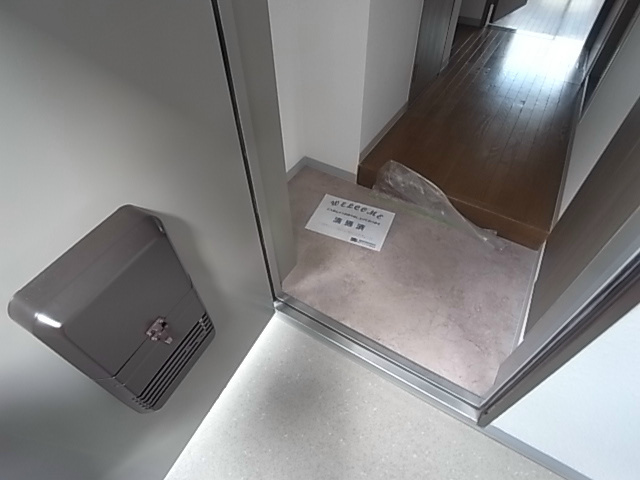 サウザー岡本の玄関