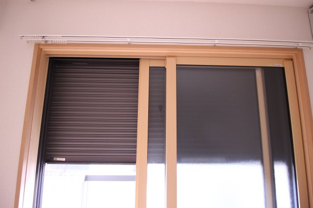 【設備】 | エスペランサ | ☆雨戸シャッター☆