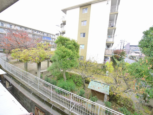 熊木洋子貸家の展望|窓からの景色です