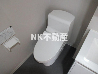 【トイレ】 | Sky Grace花園（スカイグレイスハナゾノ）（河内花園賃貸） | 落ち着いたトイレです