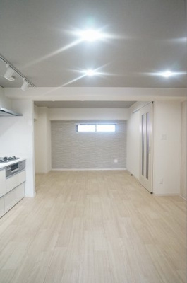 【居間・リビング】 | パレスプラザエノモト | 入居中の為、過去の写真です。