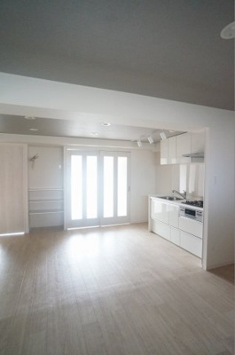 【居間・リビング】 | パレスプラザエノモト | 入居中の為、過去の写真です。