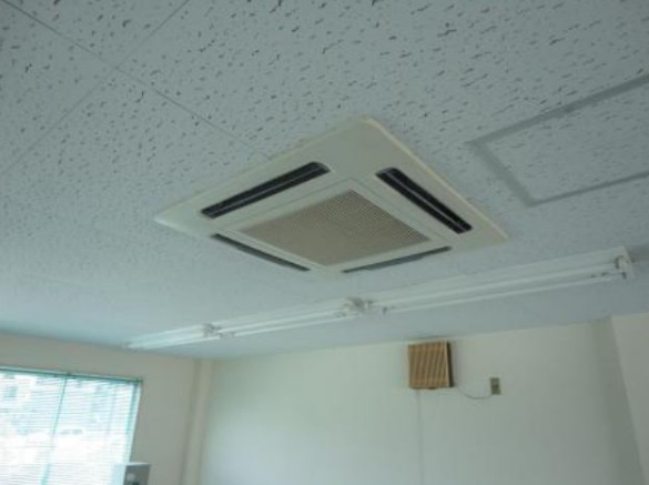 大清ビルの内装