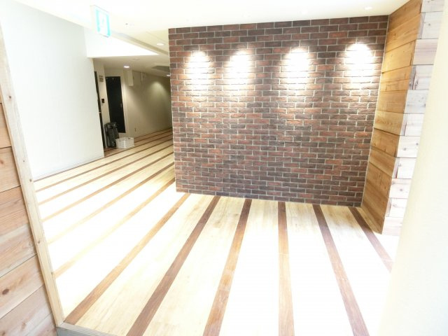 アメージングエステートのロビー