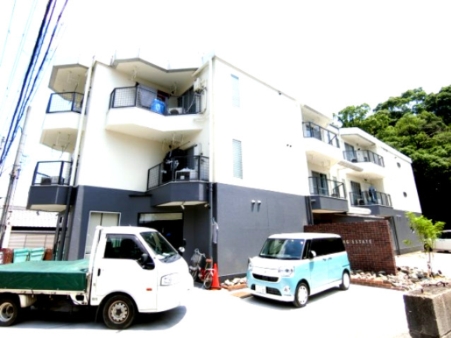 アメージングエステート