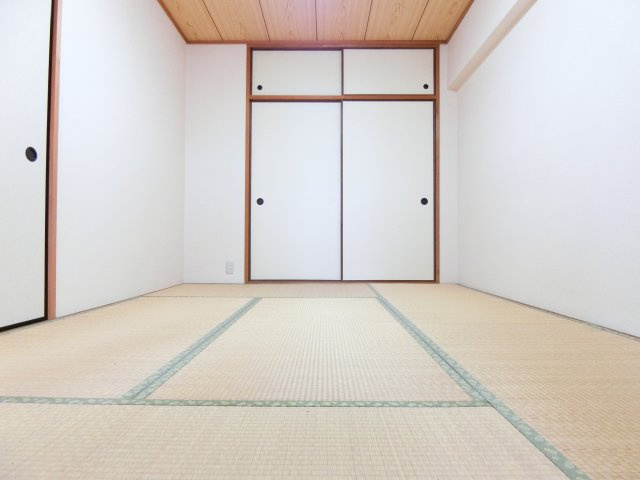 ライオンズマンション大阪狭山壱番館の和室