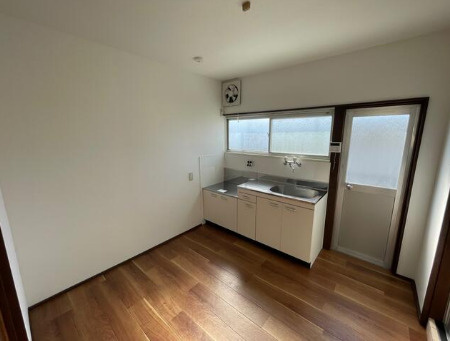 第一久堀荘の居間・リビング