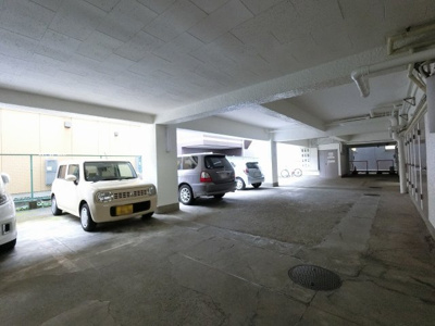 【駐車場】 | パール綱島マンション | 平置き駐車場