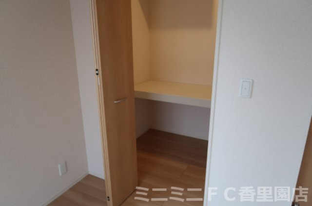 ｓａｉｎｔーｆｌｅｕｒの収納|ウォークインクローゼット