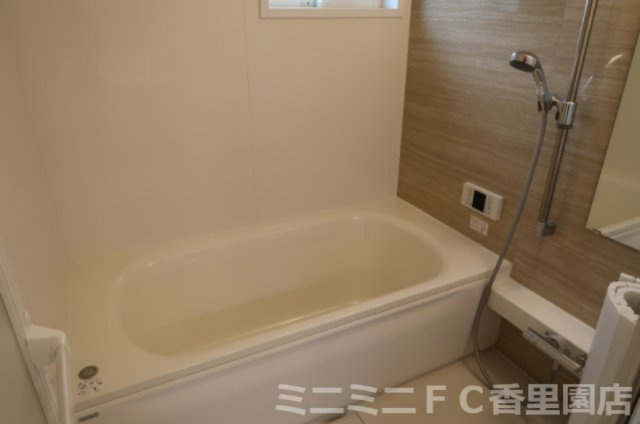 ｓａｉｎｔーｆｌｅｕｒの浴室|広々とした浴室