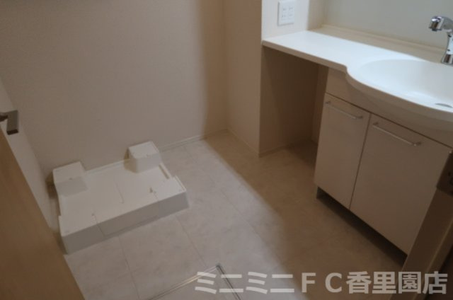 ｓａｉｎｔーｆｌｅｕｒの洗面所|洗濯機置き場