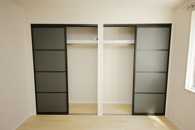 レオハイムの洋室