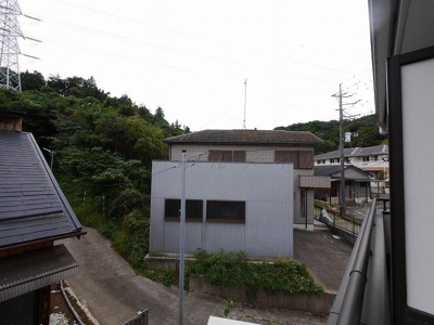 【展望】 | ヒールコート | 緑豊かな住環境に立地してます