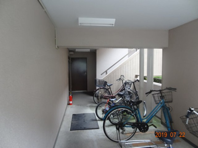 【その他共用部分】 | 朝日プラザ北浦和 | 閑静な住宅地に囲まれた住居で、立地条件の良い中古マンションは生活の質を高めてくれます。