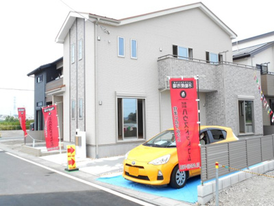 【外観】 | 現地見学会 さいたま市緑区美園2丁目 太陽光発電システム完備 敷地広々48坪 新築 全4棟 4号棟 | 外観は落ち着いています