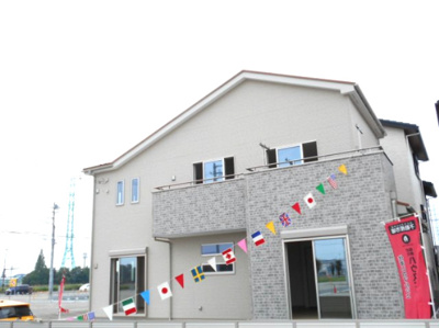 【外観】 | 現地見学会 さいたま市緑区美園2丁目 太陽光発電システム完備 敷地広々48坪 新築 全4棟 4号棟 | 外観です