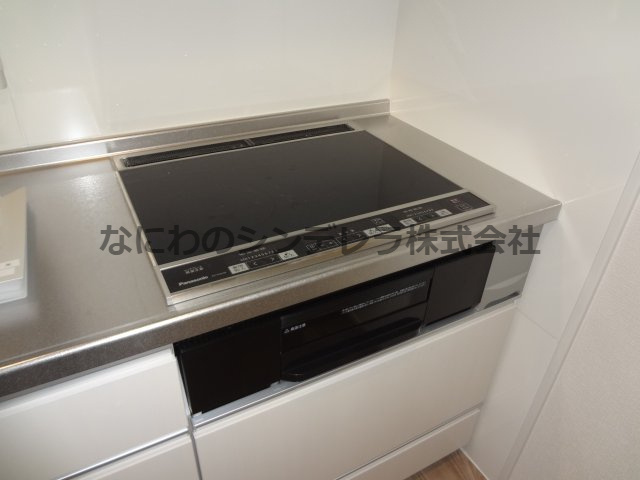  | Pure Court Abix