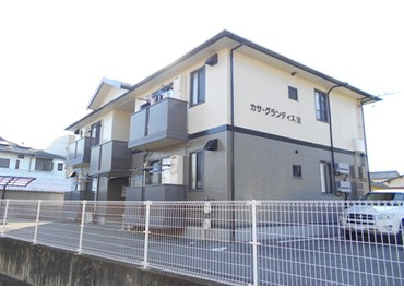 【外観】 | カサ・グランディスⅢ | 外観もきれいです