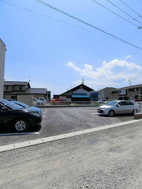パレス　シャトンAの駐車場