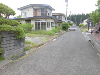 【前面道路含む現地写真】 | 大館市川口字洞バミ・売地