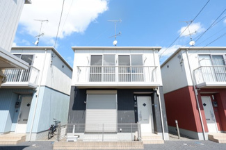 【外観】 | 1建物外観　南向きで陽当り良好