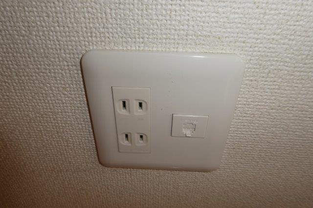 ヌーベルフランの設備|電話モジュラー