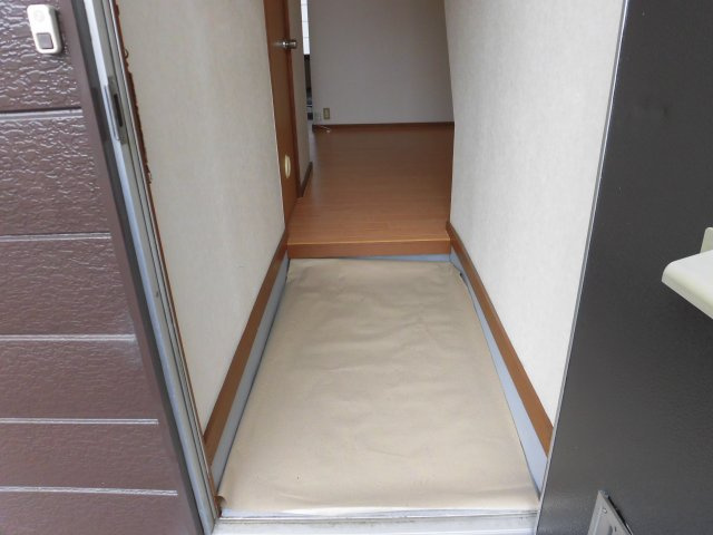 フレンドリー中桜田の玄関