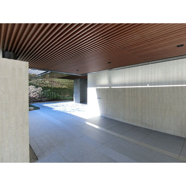 千代田区一番町の賃貸マンション|アプローチ