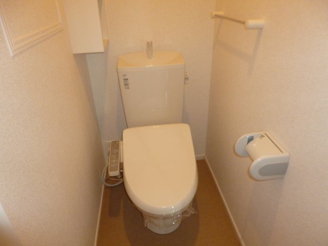 スカイガーデンのトイレ|シャワー付きトイレ