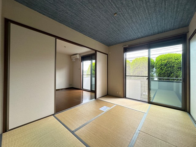 【和室】 | ソレアード八千代 | 南西向き和室6帖☆バルコニーに繋がる落ち着く和室です！和室は冬場はコタツでほっこり♪夏は意外と涼しくて使い勝手がいいんですよ♪