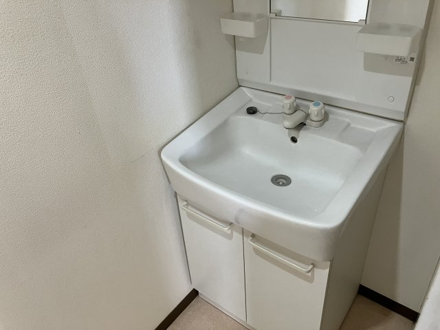 【独立洗面台】 | ロイヤルコーポ野添