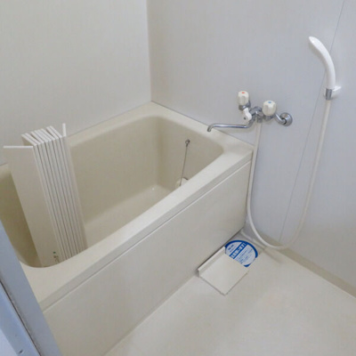 【浴室】 | リヴィエール園田