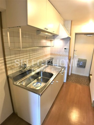 【キッチン】 | ラナ・パラッツォ | コンパクトなキッチンで掃除もラクラク