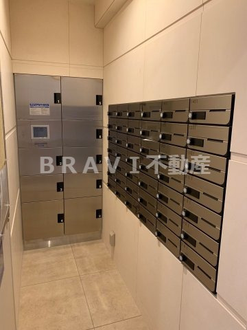 ＪＡＳＰＥＲ御堂筋本町　BRAVI不動産のその他共用部分|【ジャスパ御堂筋本町】宅配ボックス
