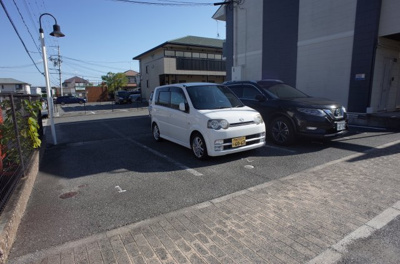【駐車場】 | グローリー１番館