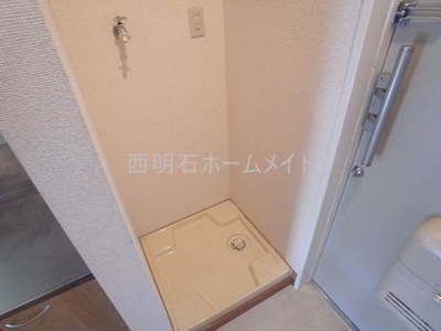 【その他】 | グローリー１番館 | 洗濯機置き場